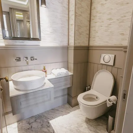 فيلة Eva Bosphora Waterfront Living