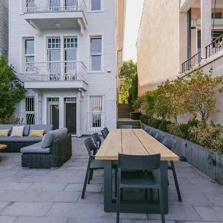 Villa Eva Bosphora Waterfront Living Istambul