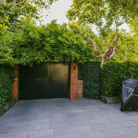 Eva Bosphora Waterfront Living فيلة *