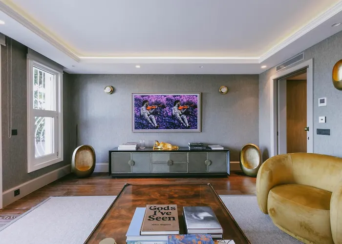 Eva Bosphora Waterfront Living *