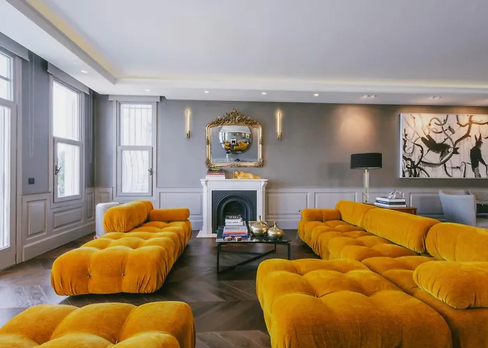 Eva Bosphora Waterfront Living